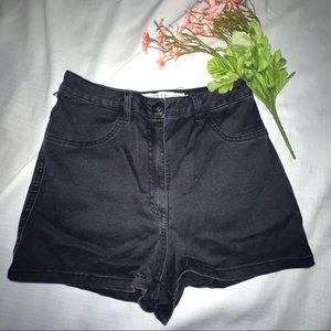BLACK BRANDY MELVILLE DENIM SHORTS